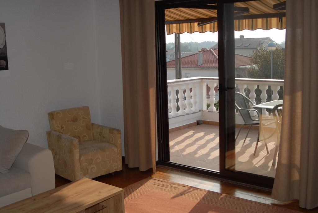 Apartments Karabaic Punat Ngoại thất bức ảnh